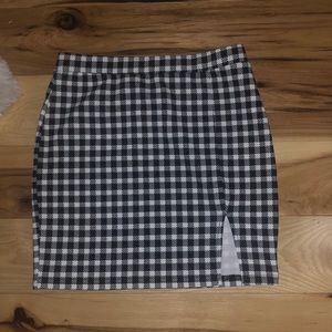 black and white checkered pencil skirt